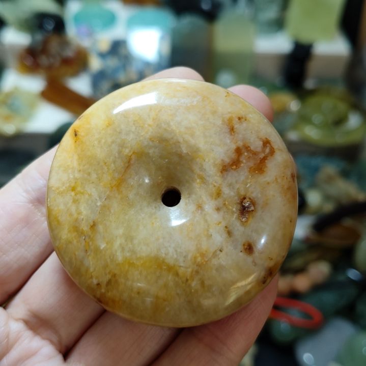 岫玉未镶嵌平安扣