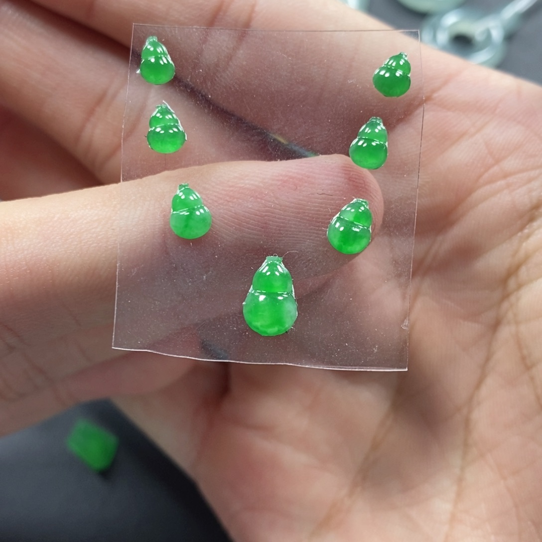 翡翠挂件未镶嵌翡翠珠宝翡翠珠宝