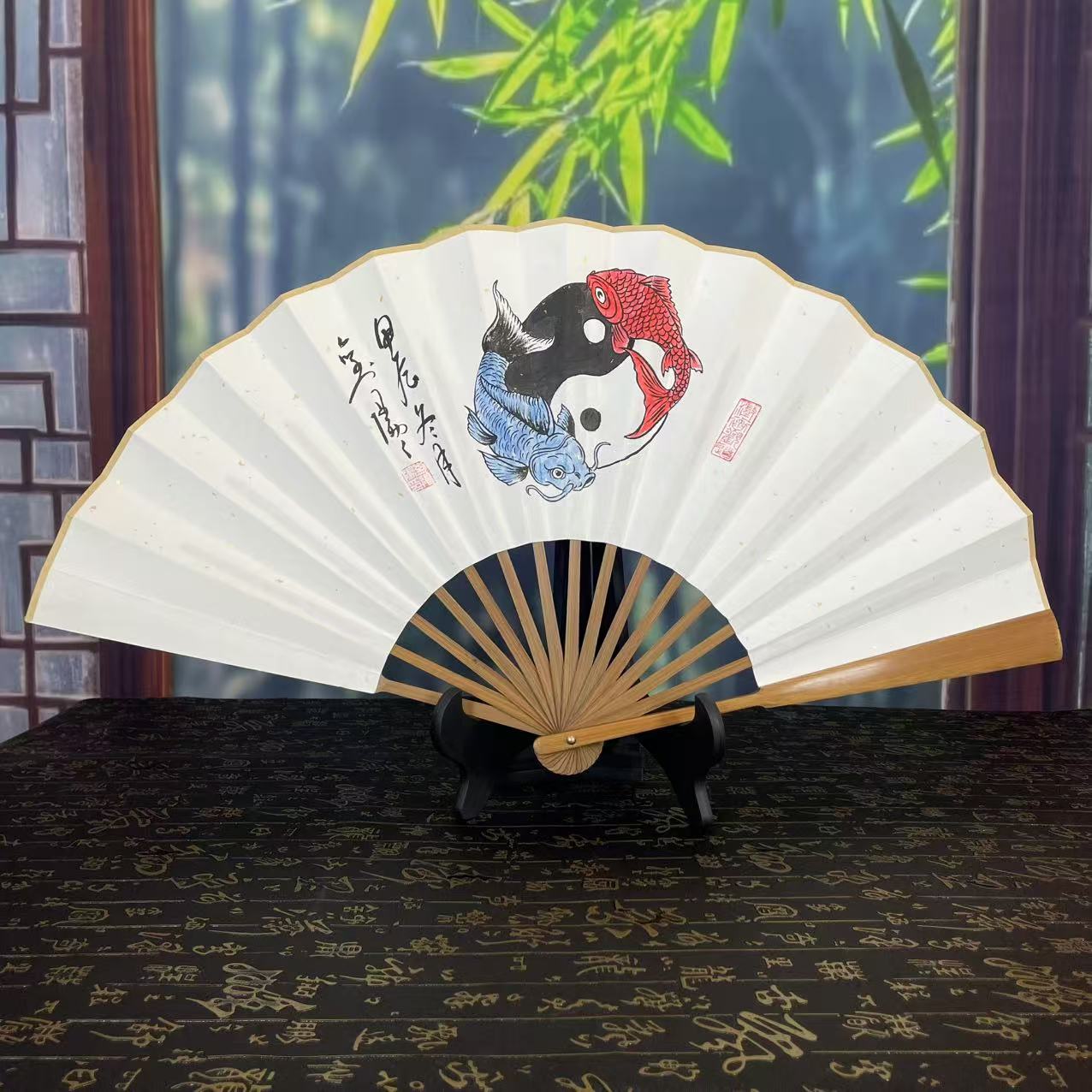 手绘双面阴阳鱼十寸油竹折扇