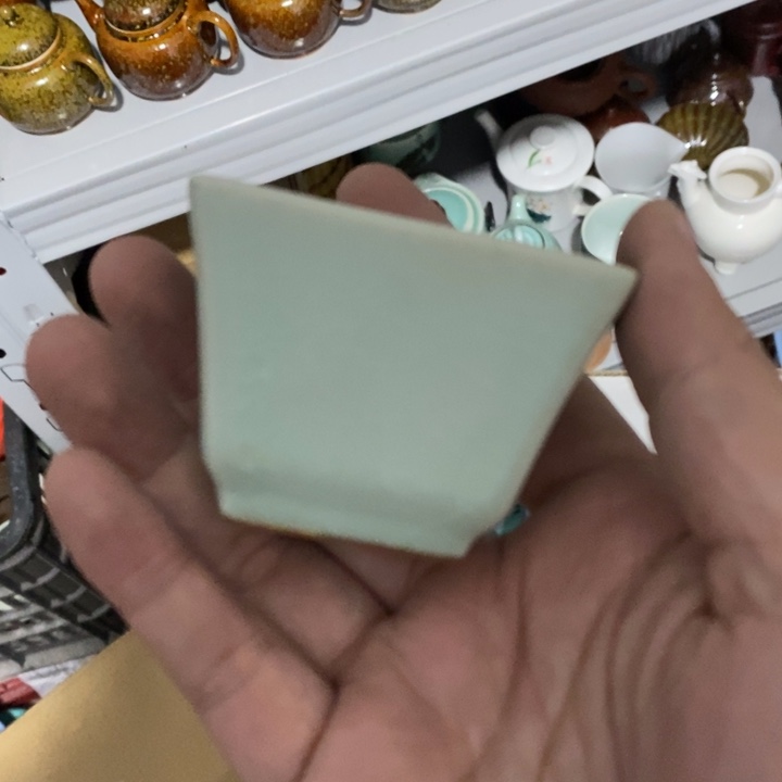 陶瓷艺术品及陶瓷壶