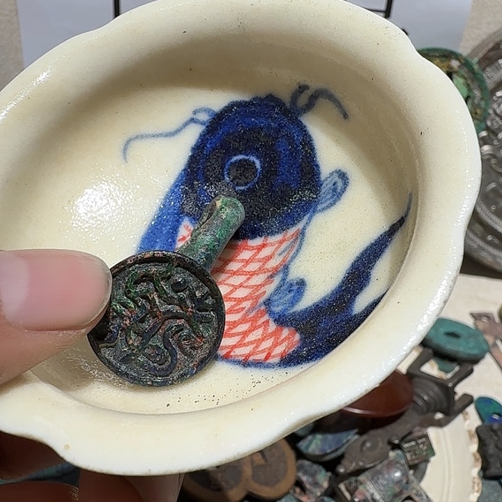 阿***强摆件            