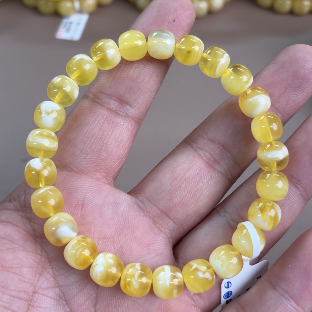 琥珀裸石未镶嵌1300000000