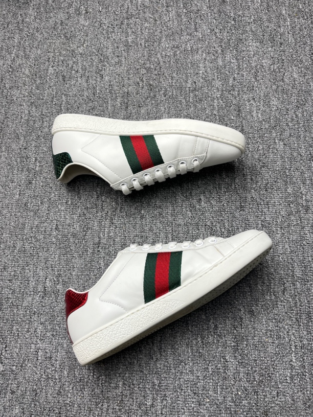 95新 GUCCI/古驰 板鞋 95新 阳/ 35码/ gucci 小蜜蜂 原盒