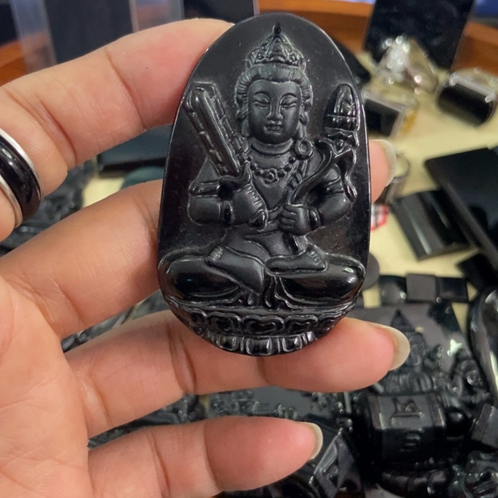 翡翠颈饰未镶嵌么****＾墨翠虚空