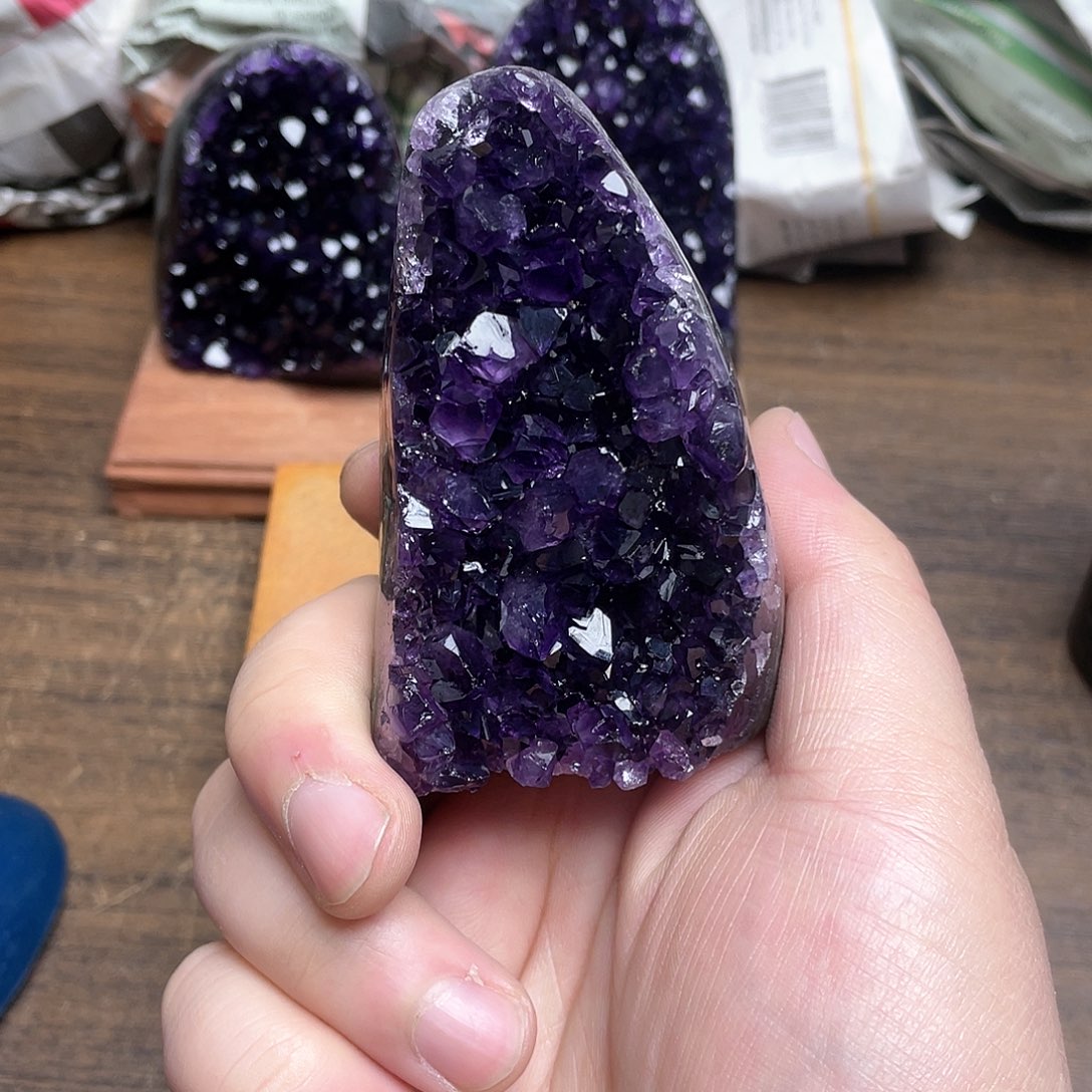 紫晶大型摆件（非配饰）未镶嵌