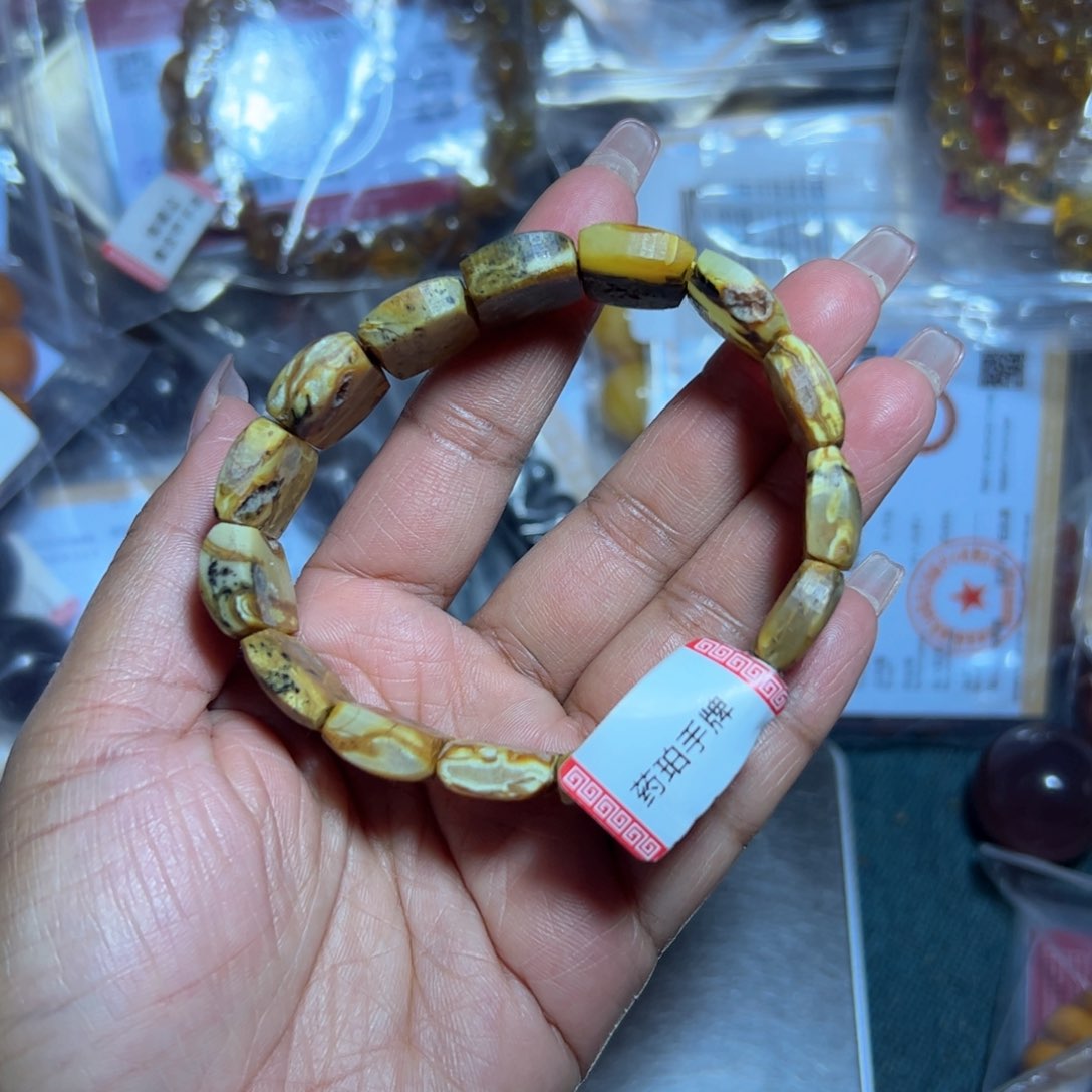 琥珀珠宝奇石未镶嵌320