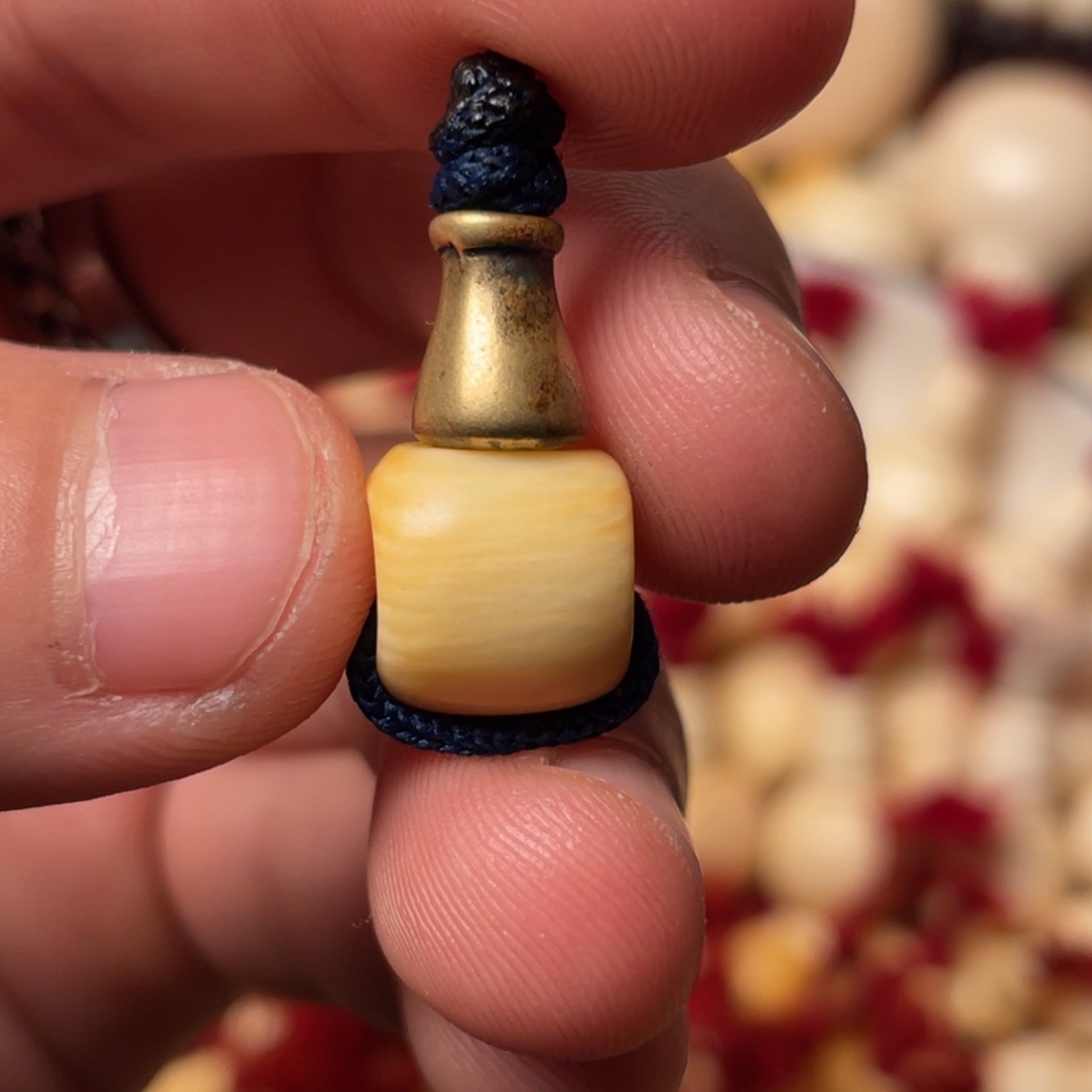 小***齐吊坠牛骨哈哈哈哈哈哈哈哈哈哈哈哈哈哈