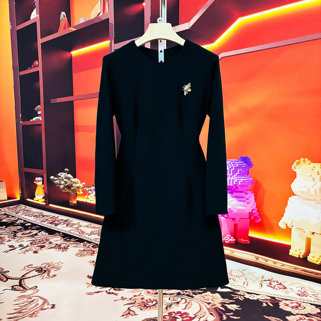 早秋抗皱礼服裙长袖显瘦气质百搭女装连衣裙黑色女士简约轻奢新