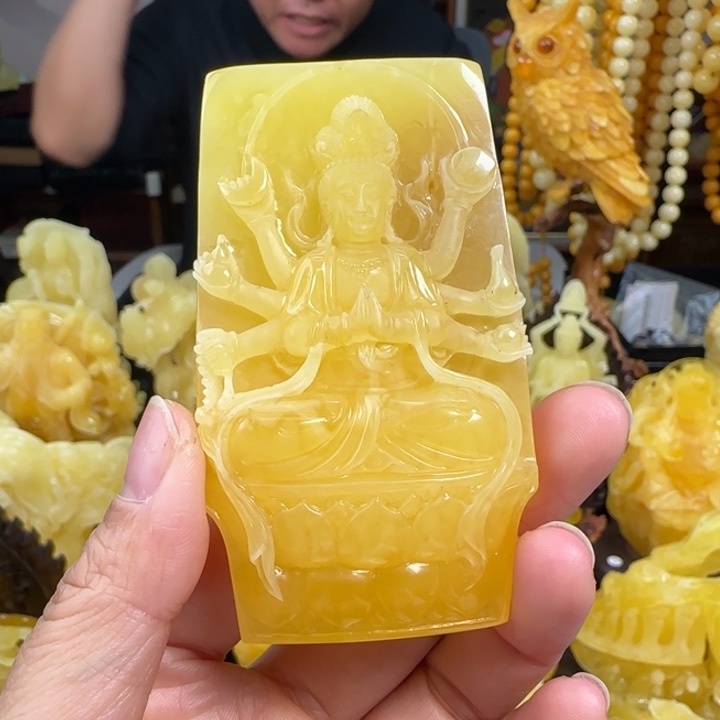 蜜蜡珠宝奇石未镶嵌