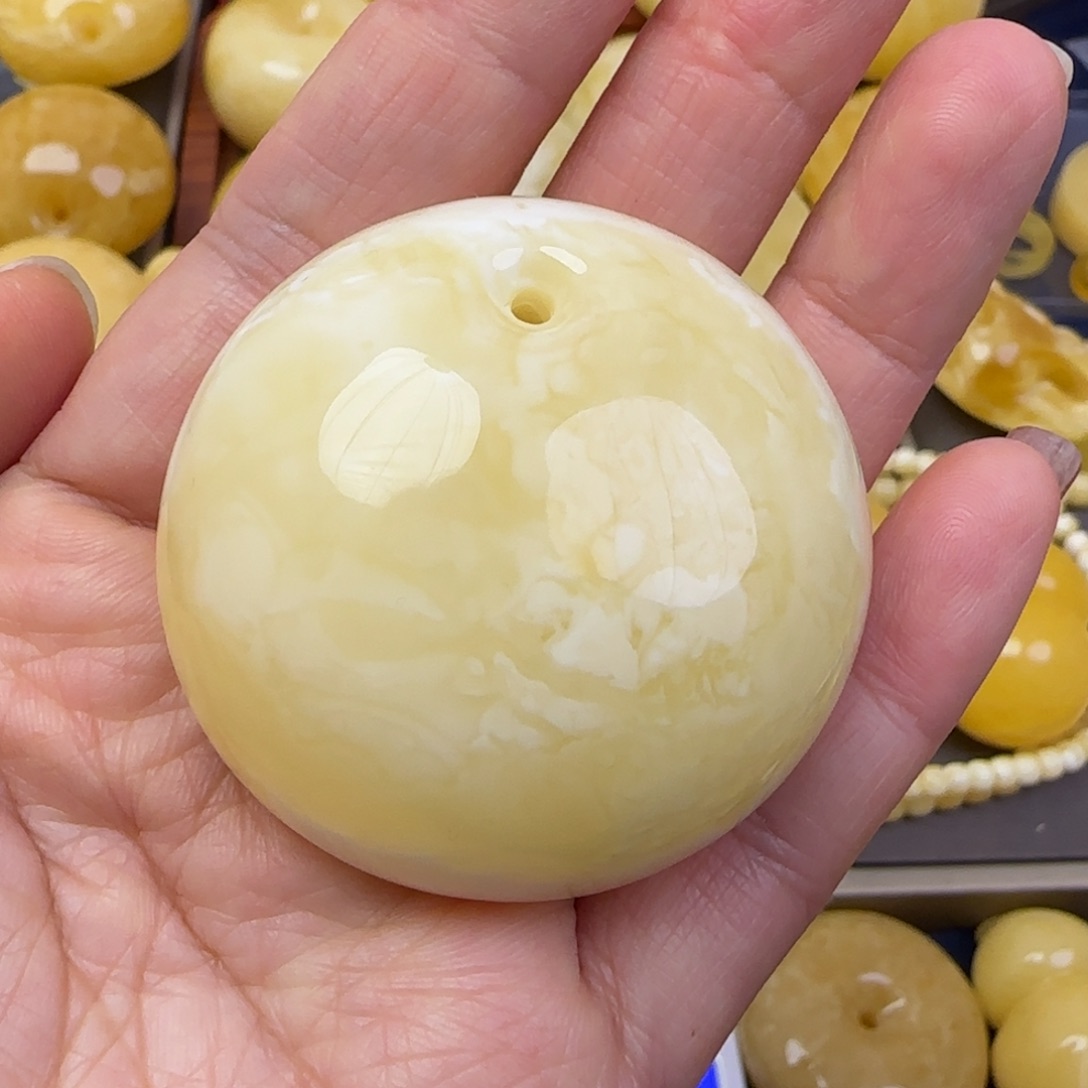 未镶嵌颈饰蜜蜡天然蜜蜡