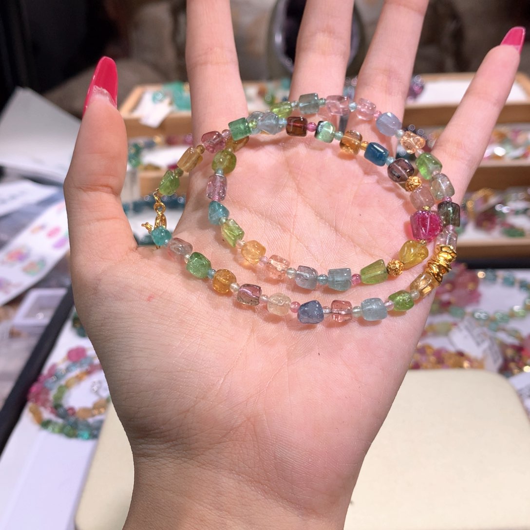 未镶嵌多样性发货其一碧玺