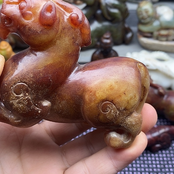 未镶嵌蛇纹石玉颈饰