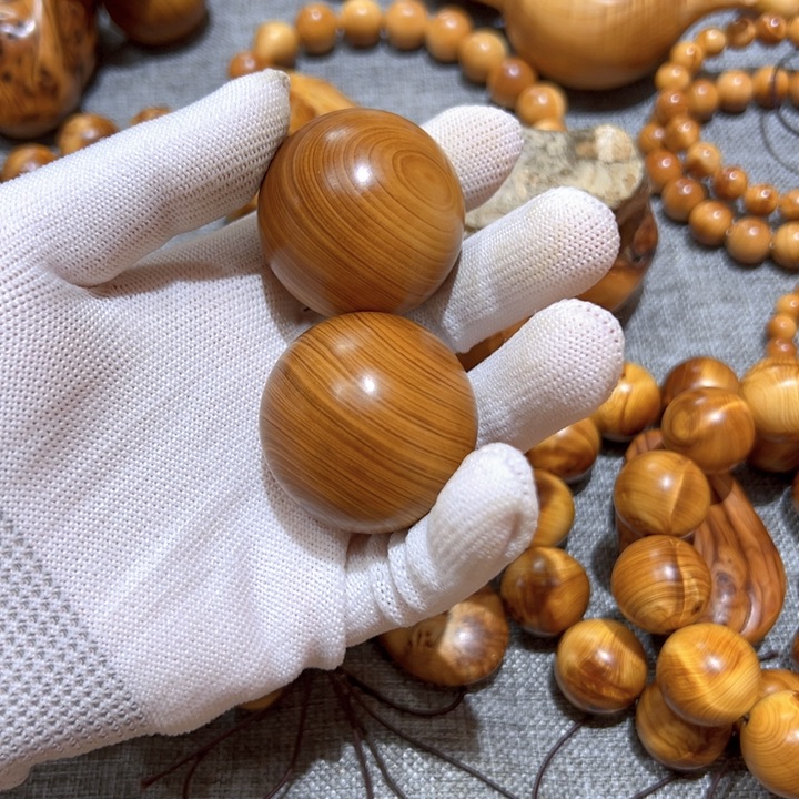 小***新柏木（崖柏）太行崖柏手球一对