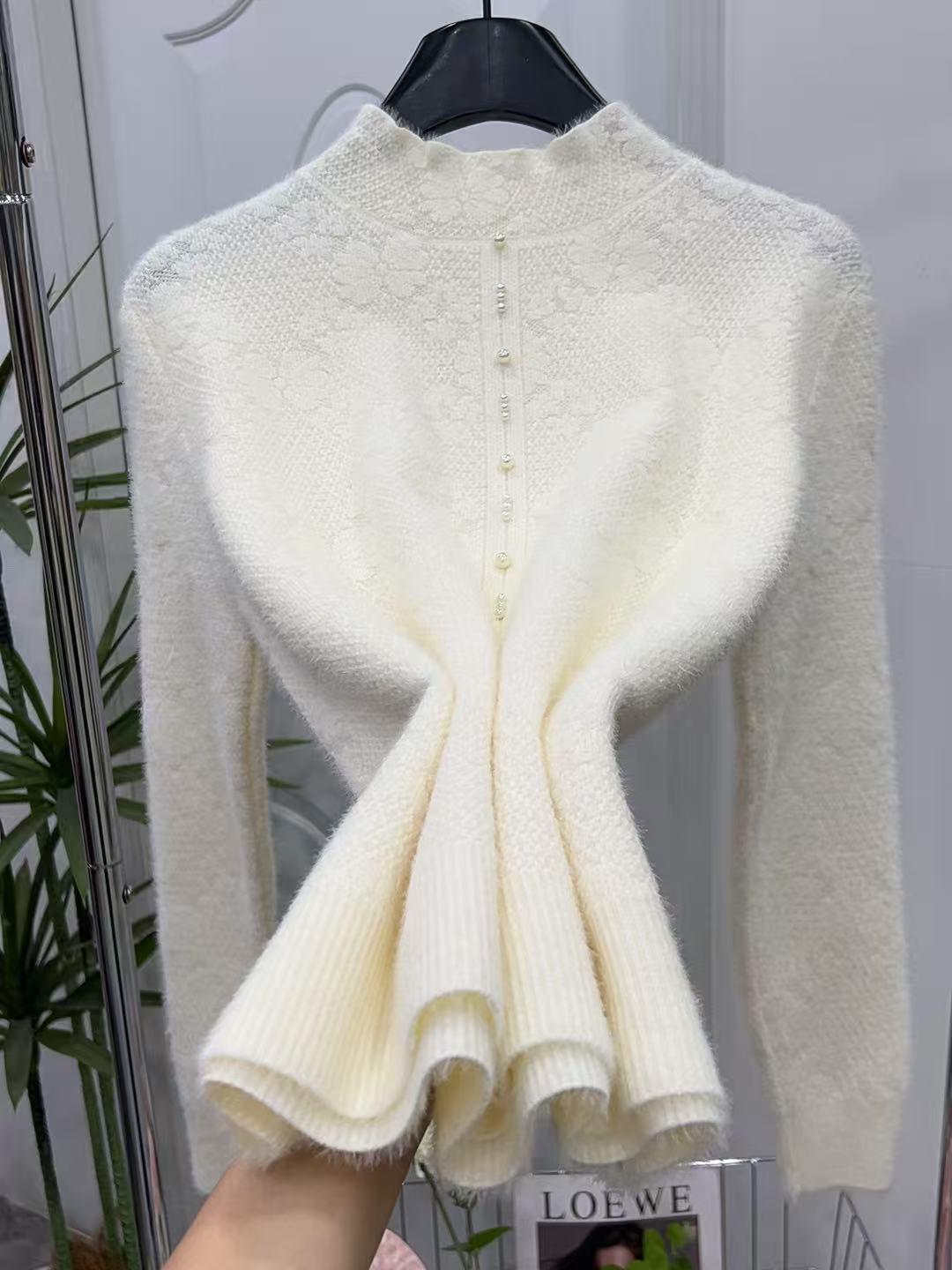 【不起球】貂绒秋冬半高领蕾丝打底保暖时尚气质百搭针织毛衣8833