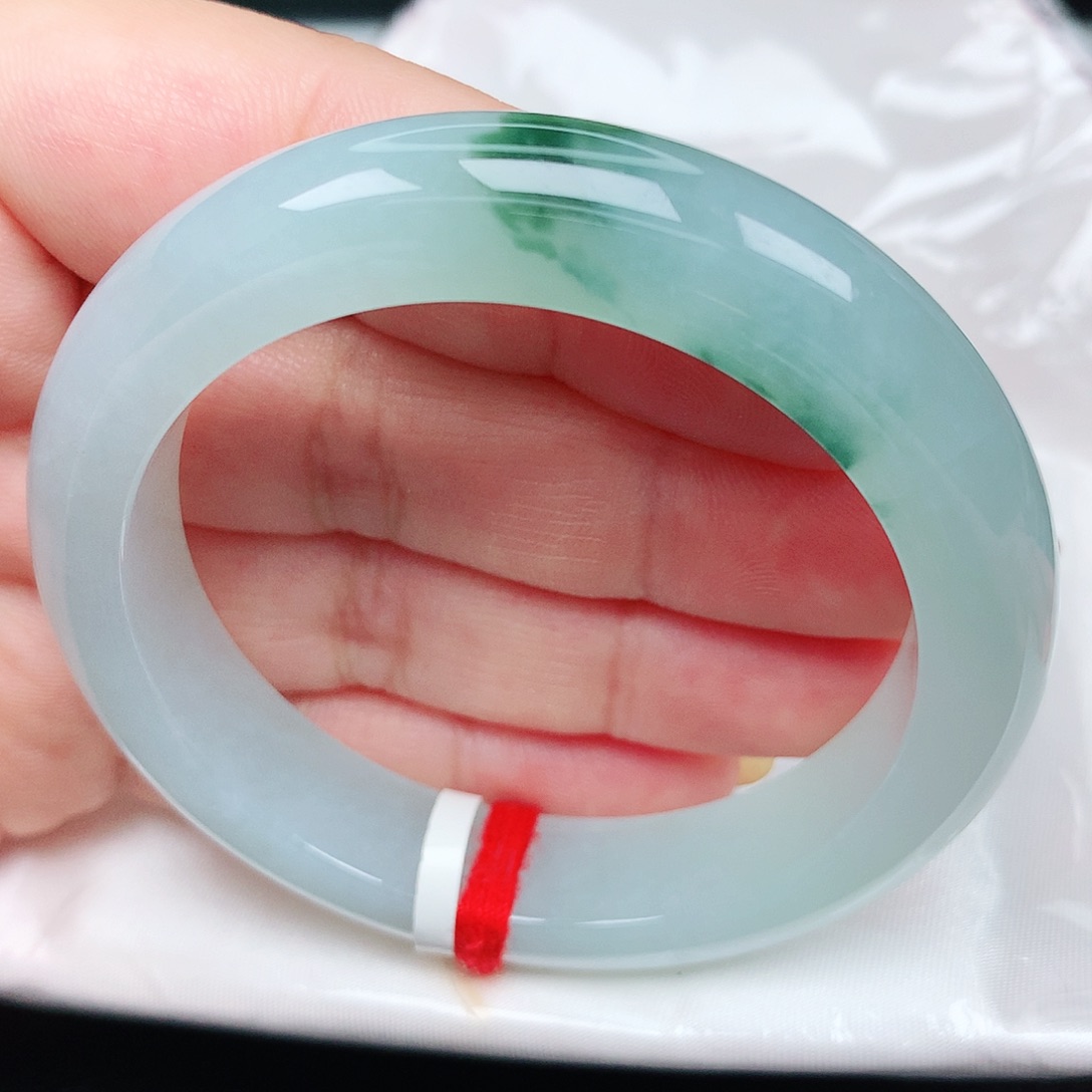 未镶嵌手镯翡翠33冰胶飘花