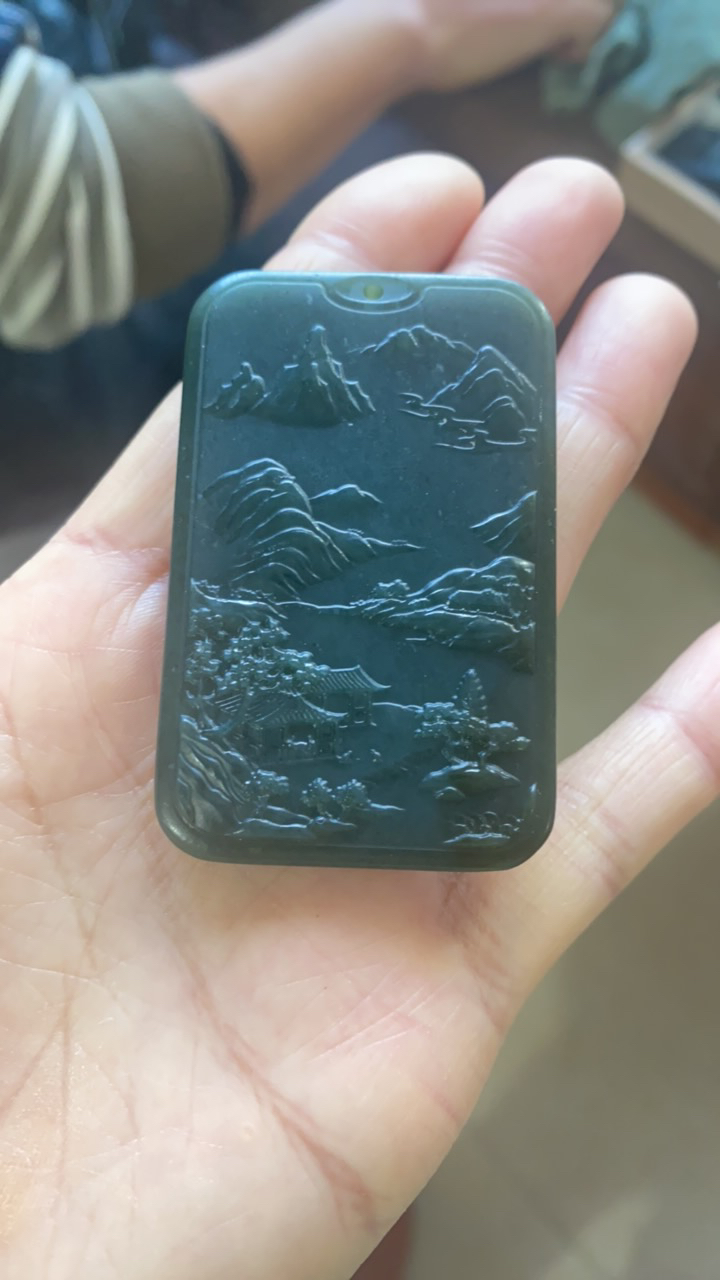 和田玉青玉山水牌子 