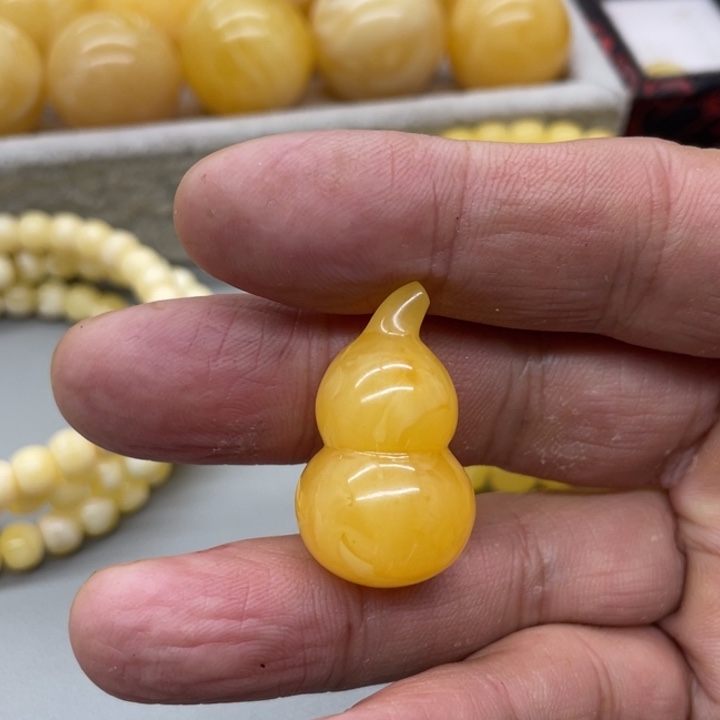 琥珀未镶嵌裸石葫芦