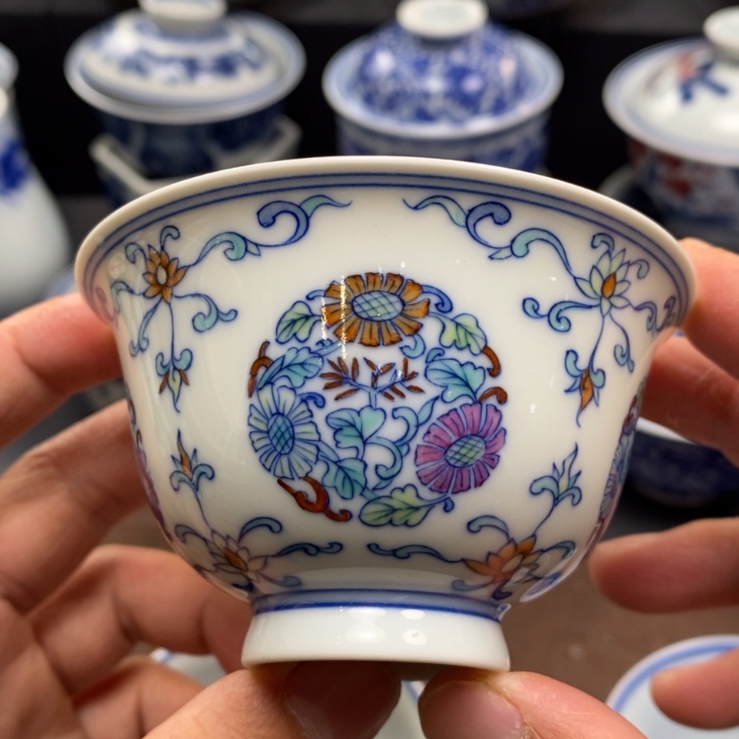 【闪购商品】景德镇青花斗彩主人杯