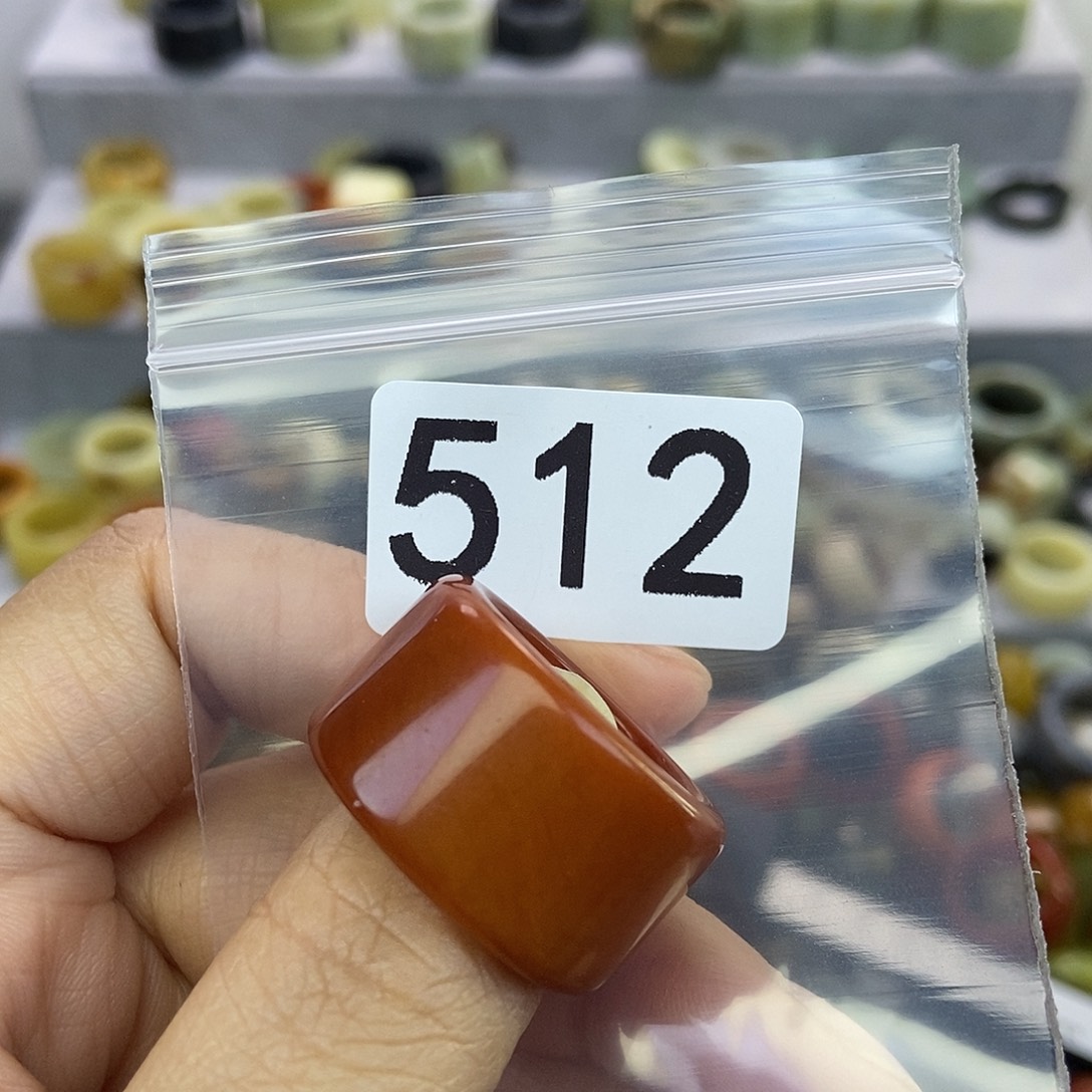 P***瘾蛇纹石玉未镶嵌戒指