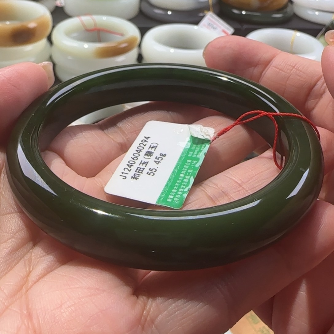 和田玉手镯未镶嵌宏*