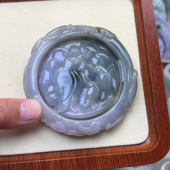 翡翠未镶嵌手镯60圈企鹅