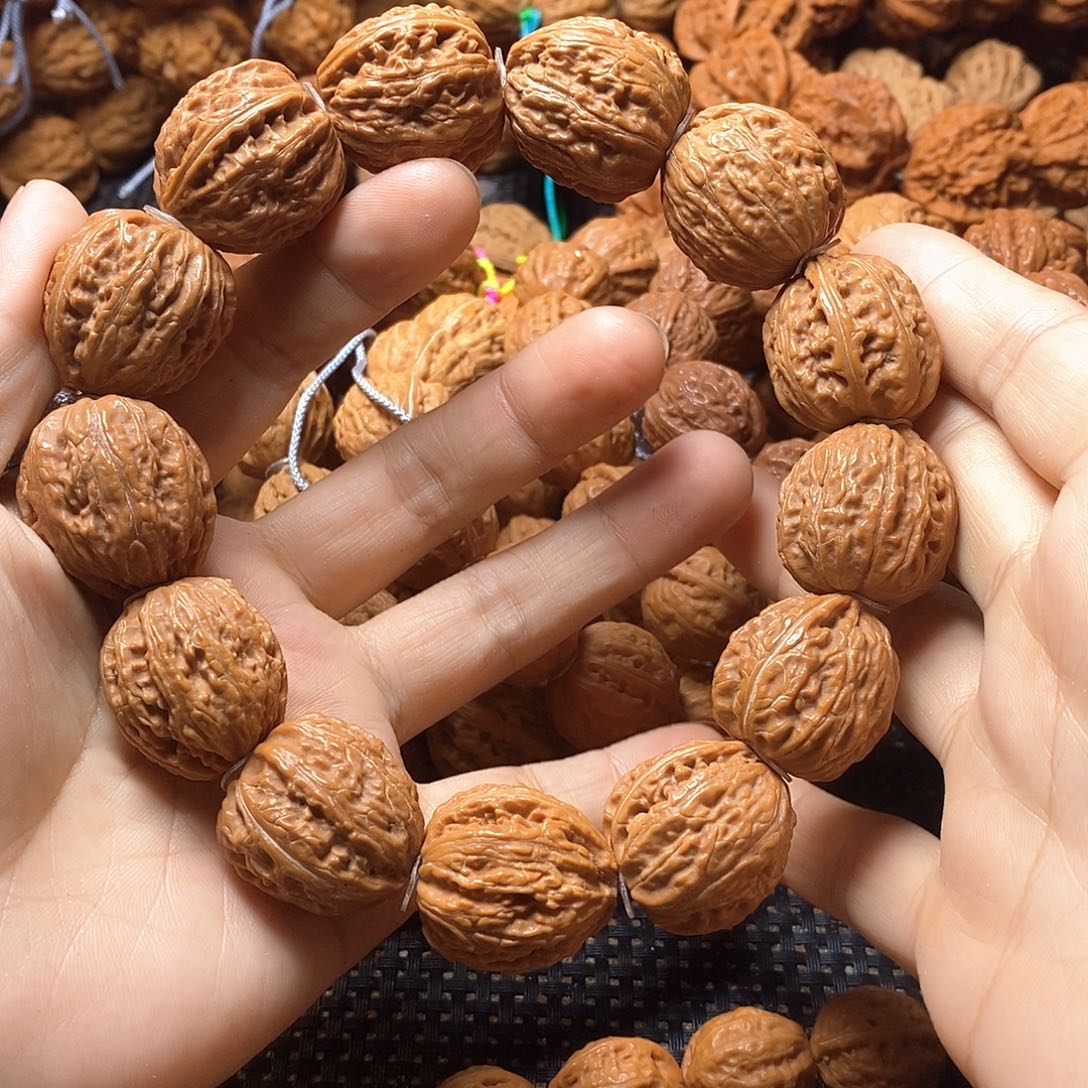 桃核吊坠树王密纹