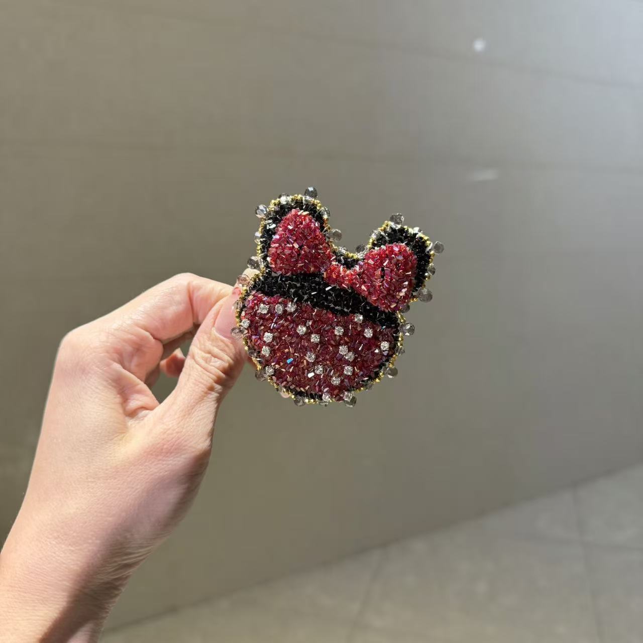 【莫奈海之星】米奇系列大边夹设计气质优雅日常百搭款