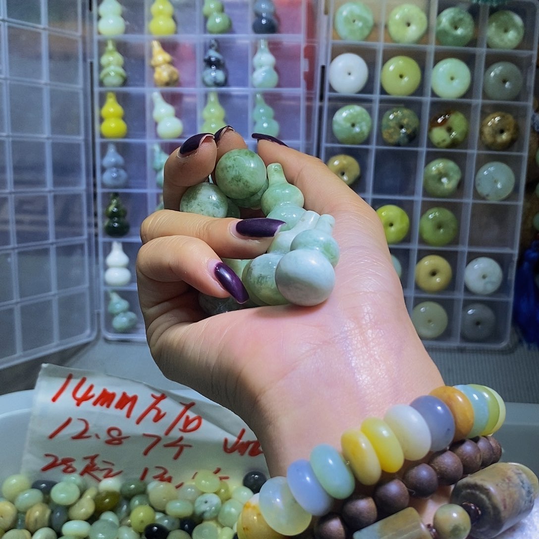 未镶嵌蛇纹石玉其他W***.95