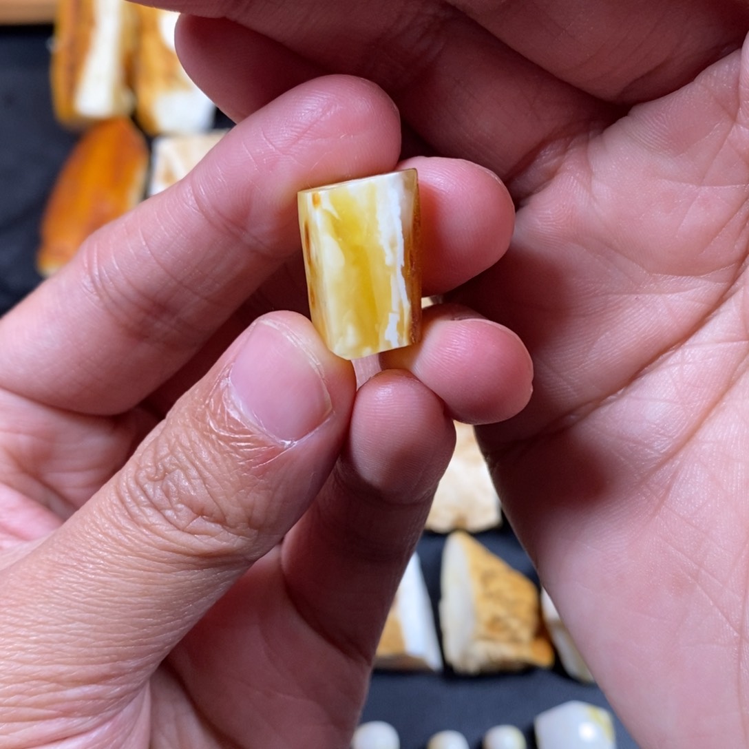 定制琥珀未镶嵌琥珀蜜蜡原石定制