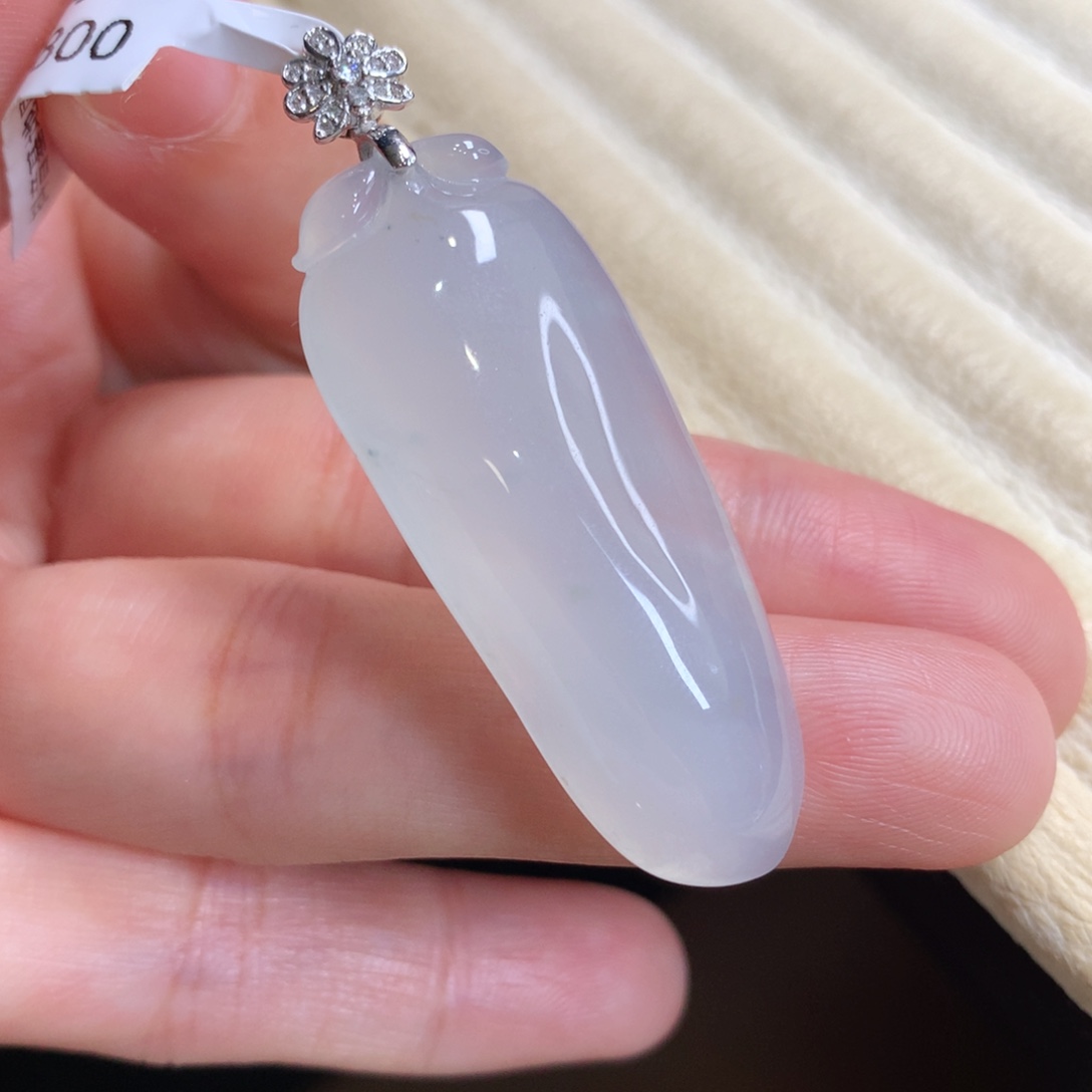 颈饰未镶嵌翡翠瓜
