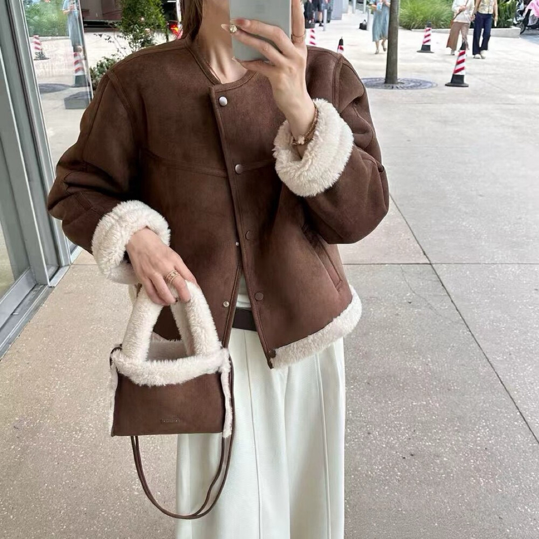 博主定制款仿皮毛一体小香保暖棉服外套(配斜肩手拎两用包包)