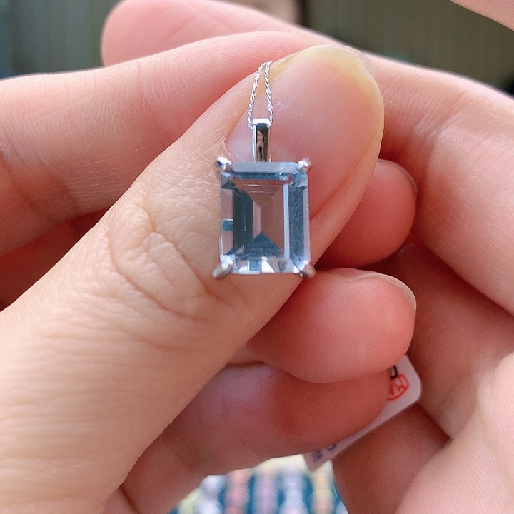 海蓝宝石吊坠(赠链)银S925镶嵌