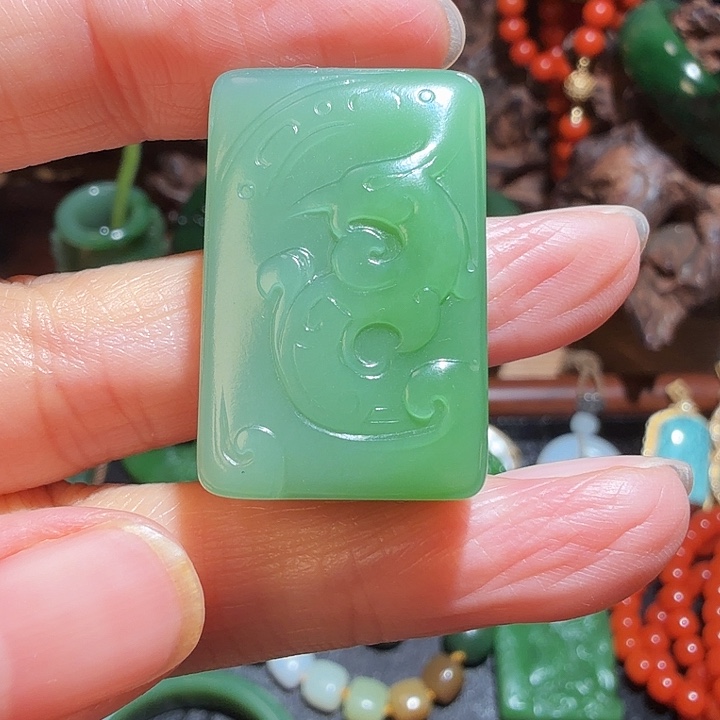 和田玉（碧玉）未镶嵌颈饰俄碧 白加绿