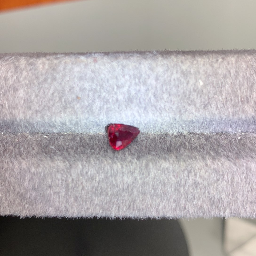 红宝石裸石未镶嵌无烧鸽血红红宝石1克拉未镶嵌
