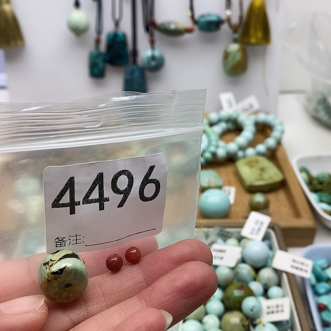 南红玛瑙未镶嵌颈饰