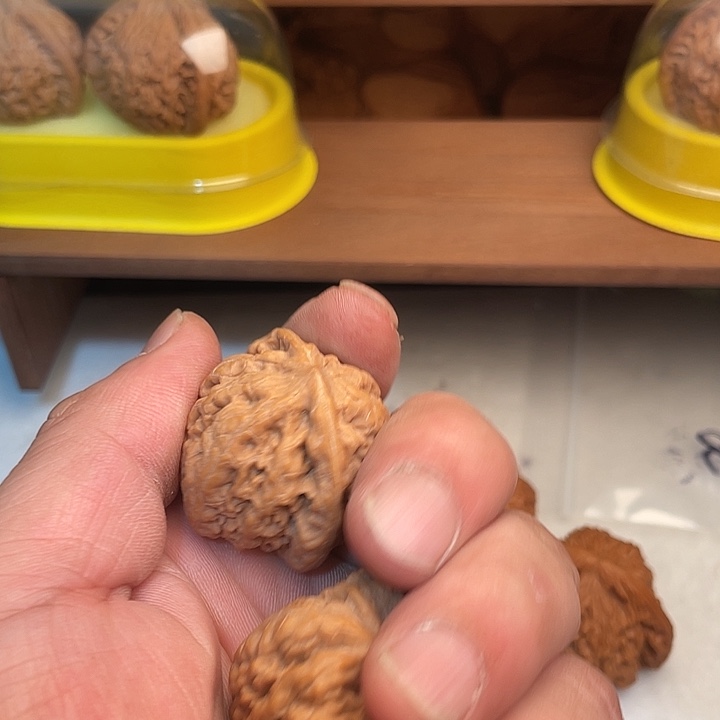 心****文玩核桃吊坠九龙