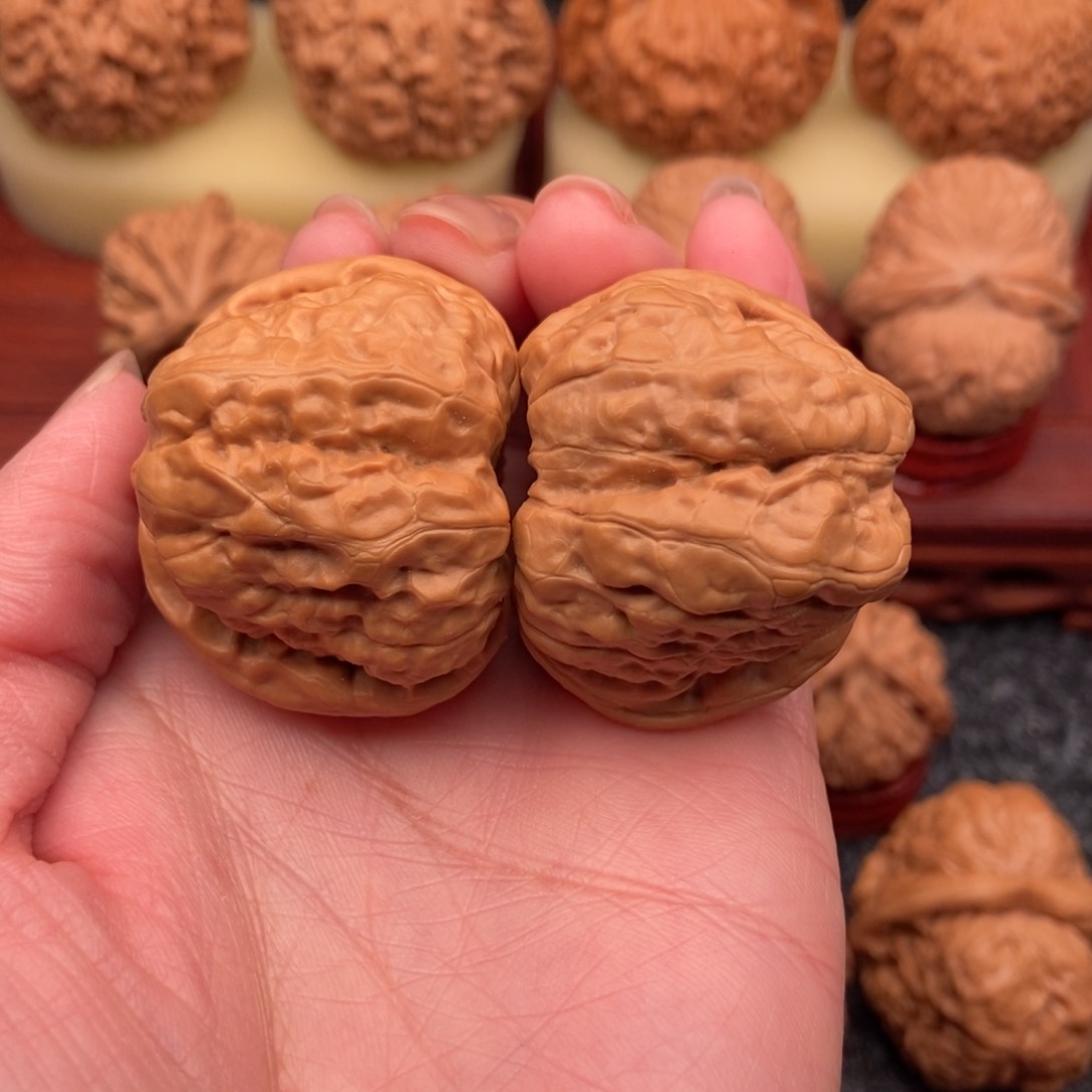 桃核把件。*延庆蛤蟆头40