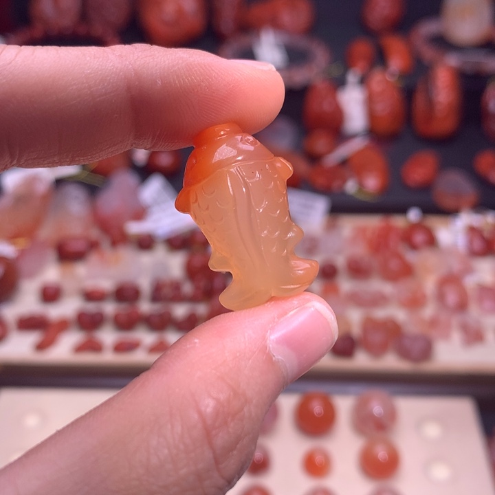 南红玛瑙未镶嵌珠宝半成品金鱼1