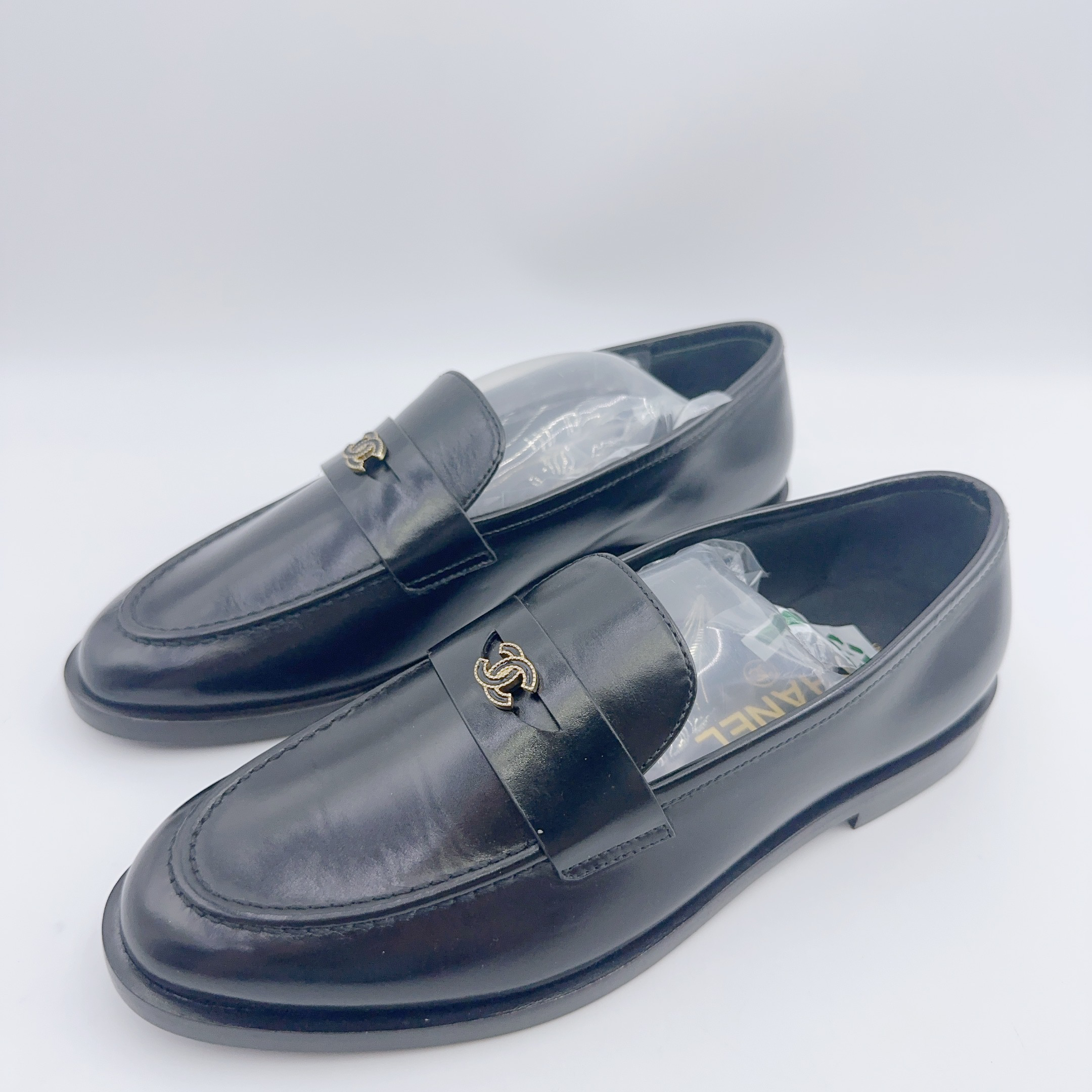 未使用 Chanel/香奈儿 36码/新款24P双C黑金乐福鞋/01989