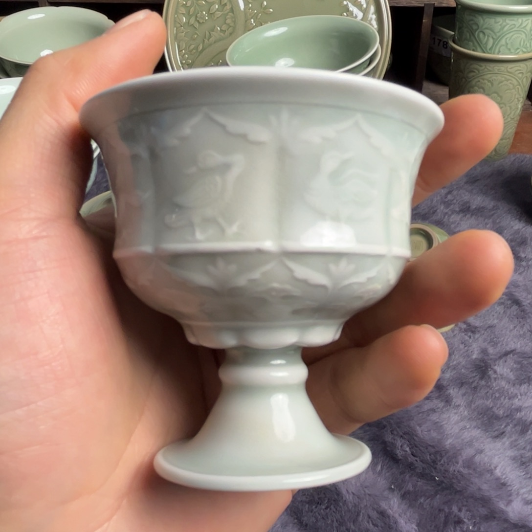 瓷天青色高足杯特价