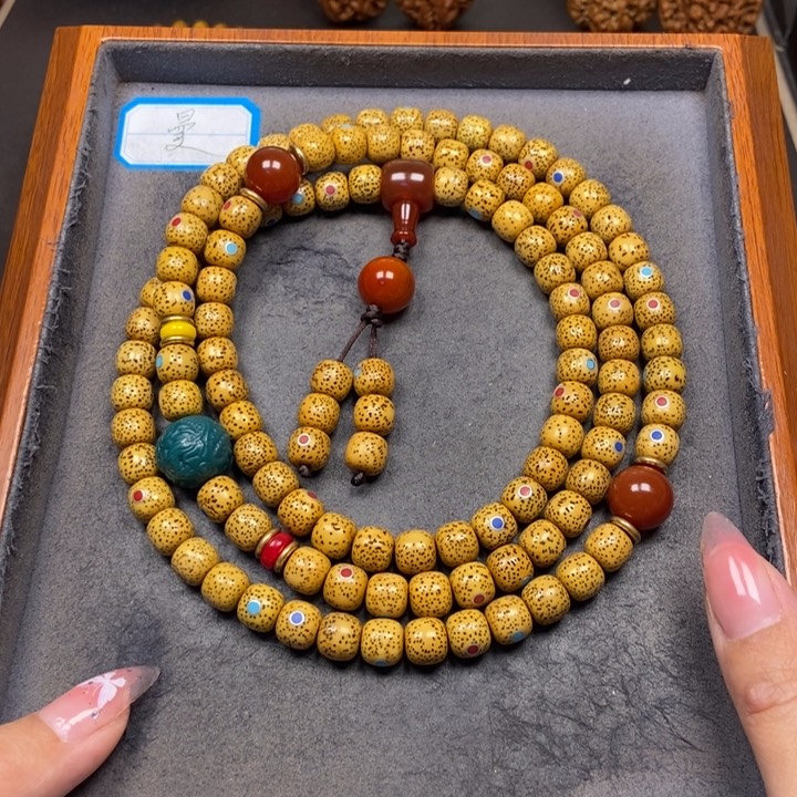 星月菩提吊坠菩提