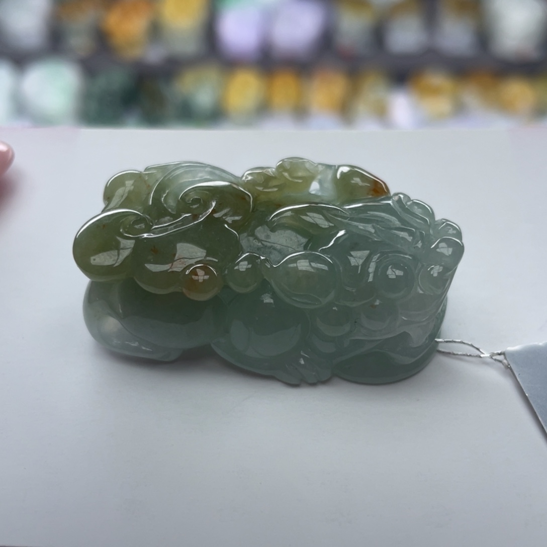 翡翠颈饰未镶嵌貔貅