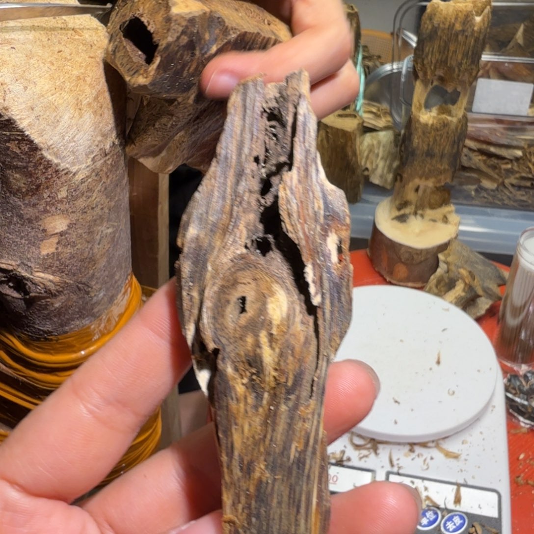 白奇沉香块料沉香10k