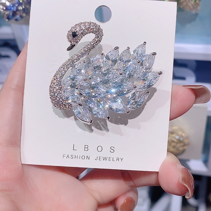 锆石铜合金天鹅胸针 经典款