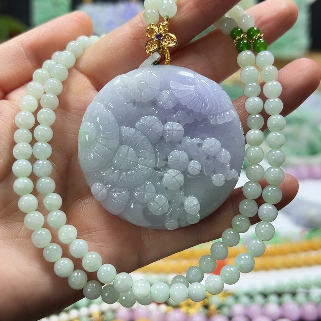 翡翠未镶嵌颈饰吊坠