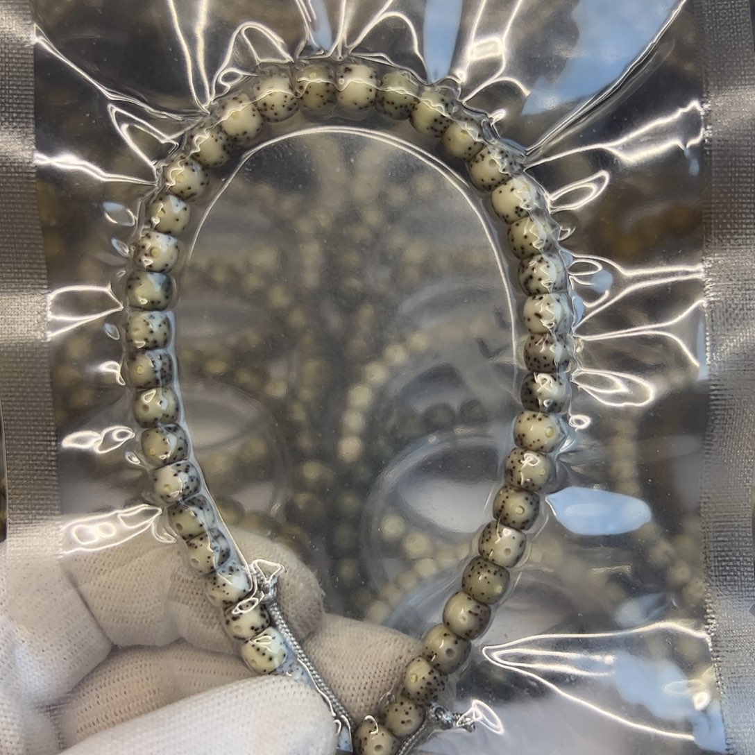 星月菩提手串手持6.5✖️5.5