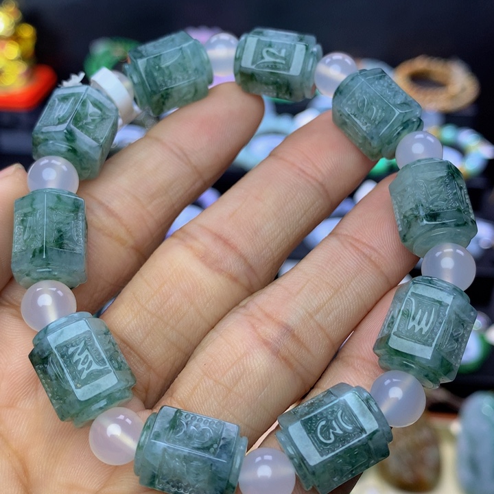 翡翠手链未镶嵌翡翠 12.6 