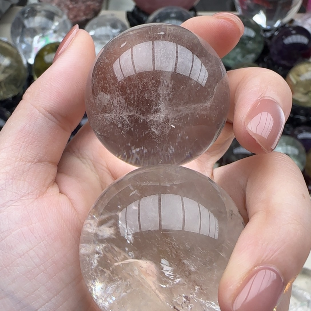 陆***娉未镶嵌水晶摆件a821