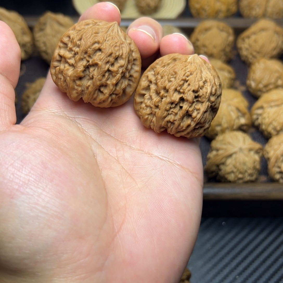 把件文玩核桃平谷凹底40