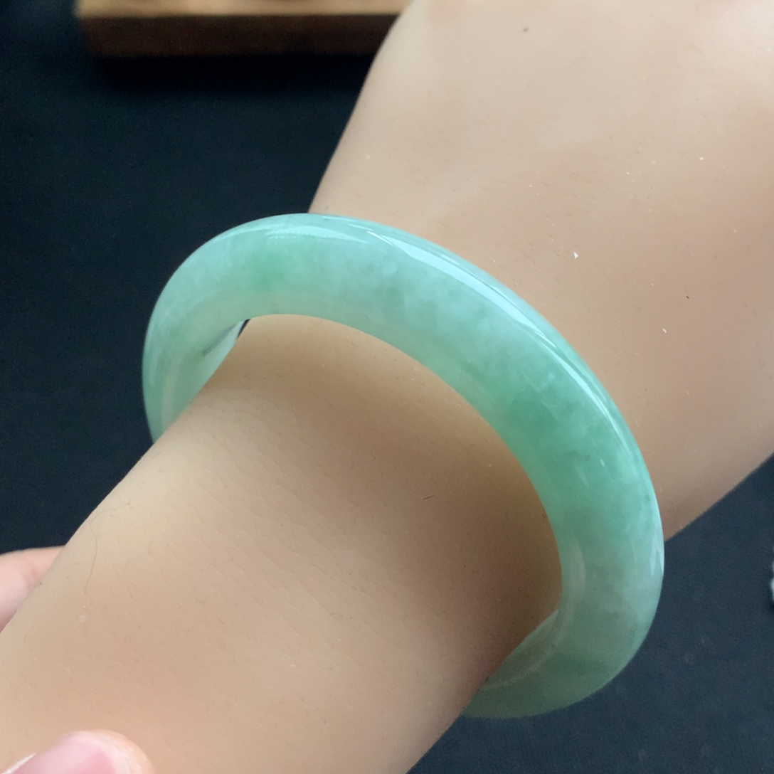翡翠未镶嵌手镯4号52正